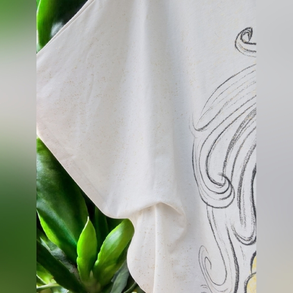 Beauty And The Beast Disney Parks White Graphic Short Sleeve Women's Tee XXL EUC - Picture 5 of 9